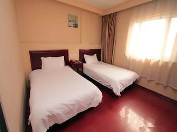 Jinzuan 100 Holiday Hotel Qufu Esterno foto