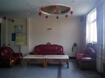 Jinzuan 100 Holiday Hotel Qufu Esterno foto